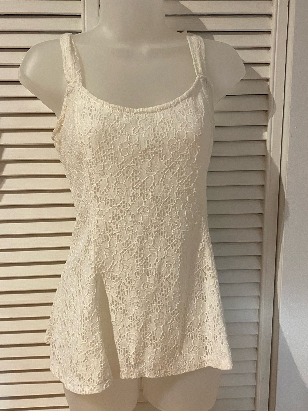 Lace Scoop Neck Top